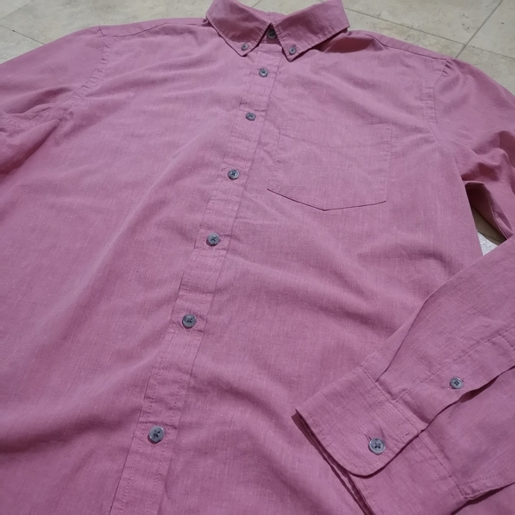 2 Men's Button Up Dress Shirts - Picture 3 of 16